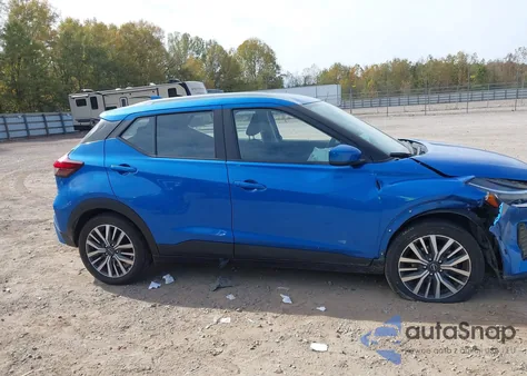 2022 Nissan Kicks Sv Xtronic Cvt из США, поврежденный, VIN 3N1CP5CV0NL504994